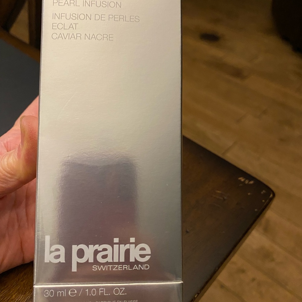 La Prairie White Caviar Illuminating Pearl Infusion